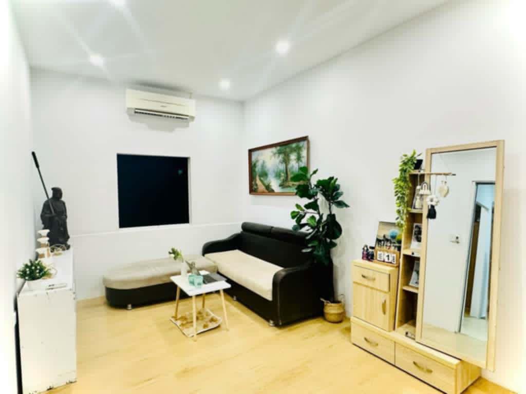 BÁN GẤP NHÀ ĐỘI CẤN TT BA ĐÌNH GIÁP RANH CẦU GIẤY MỚI KOONG THANG MÁY 36M X 6 TẦNG 8,58 TỶ 